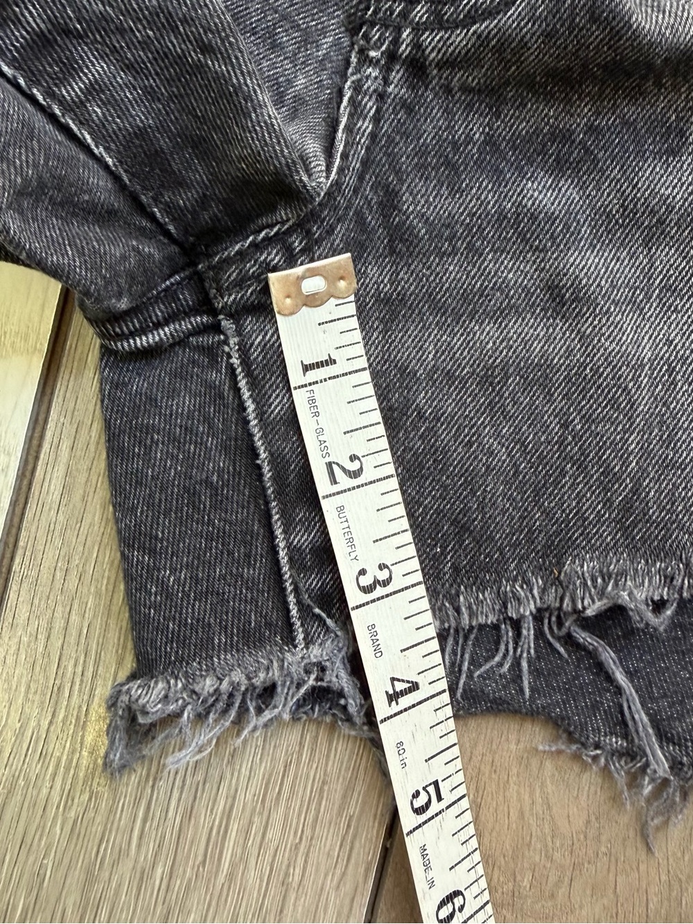 Abercrombie & Fitch Mid Rise Boyfriend Short - Picture 9 of 9